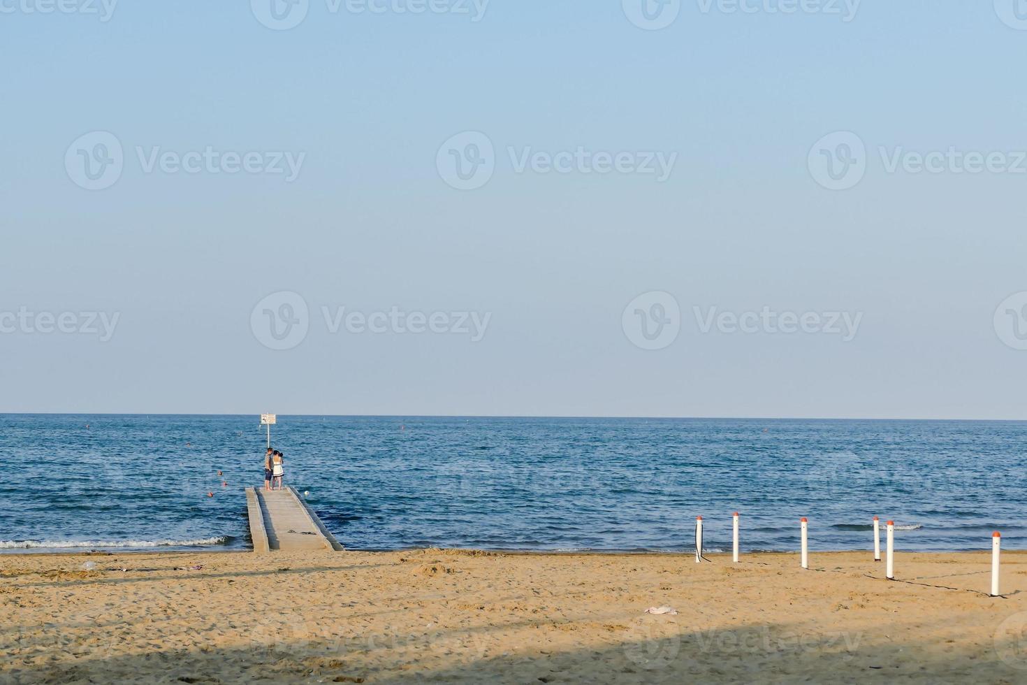 schilderachtig uitzicht op de oceaan foto