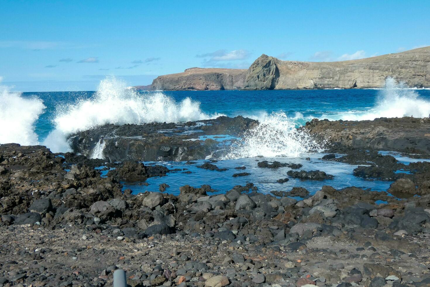 kust van agaete Aan de eiland van oma canaria in de atlantic oceaan. foto