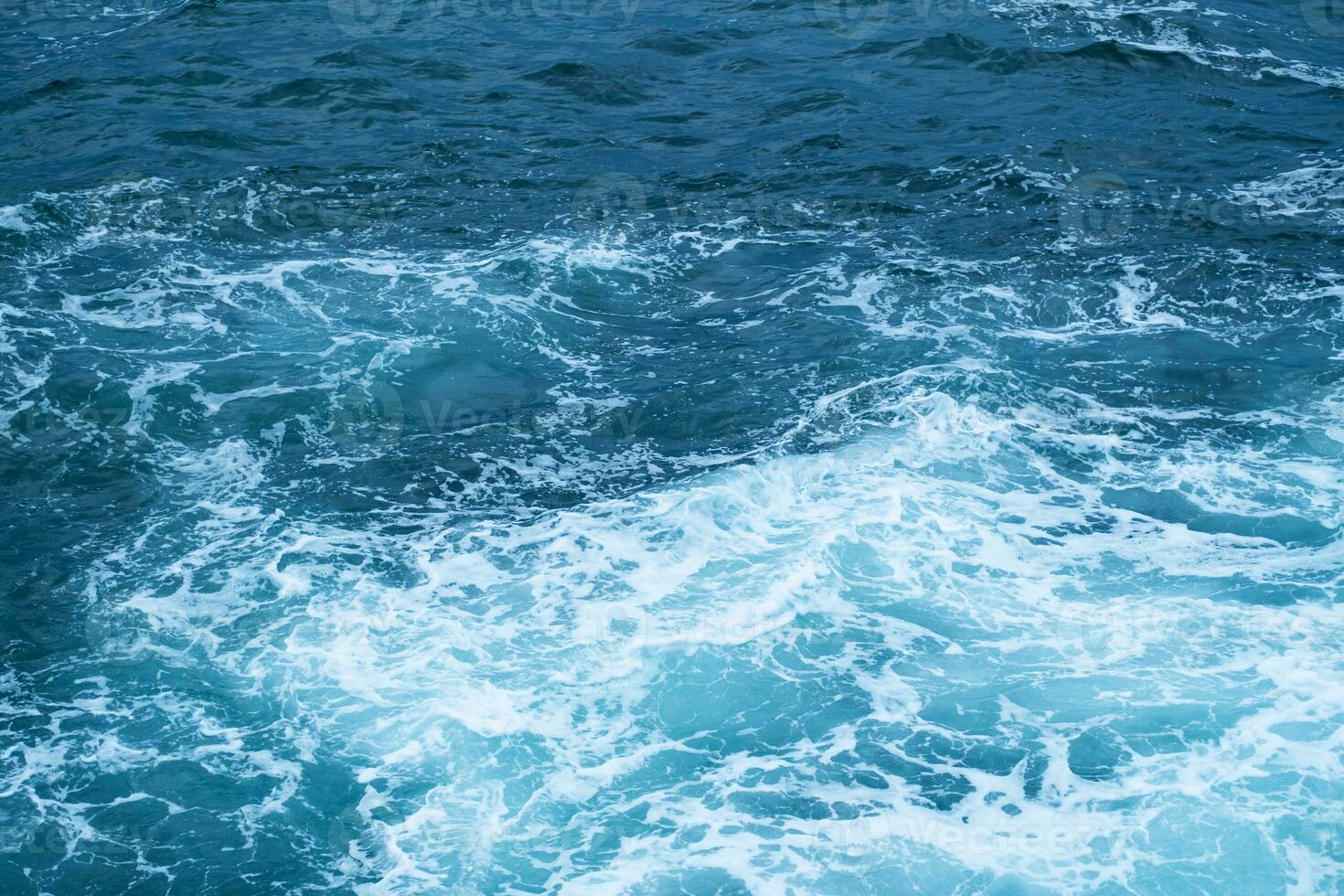 oceaan oppervlak. abstract water achtergrond. Golf patroon. foto