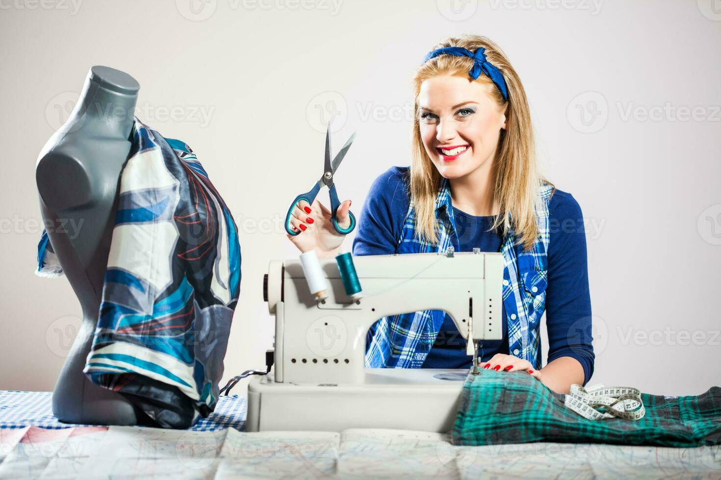een vrouw naaister foto