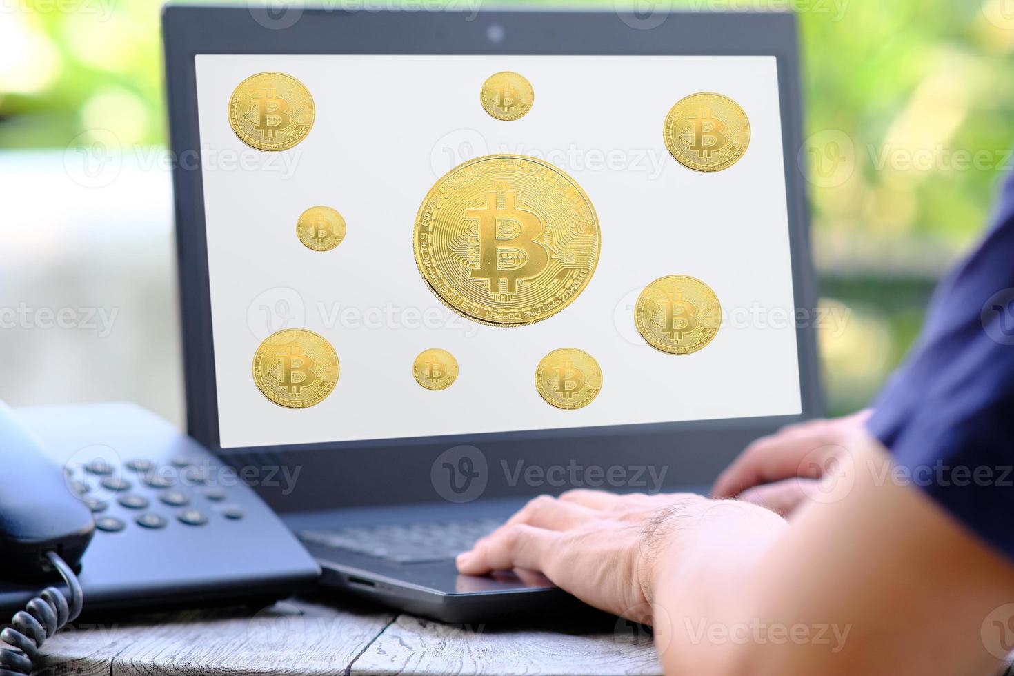 cryptocurrency-munt en digitaal valutageldconcept foto