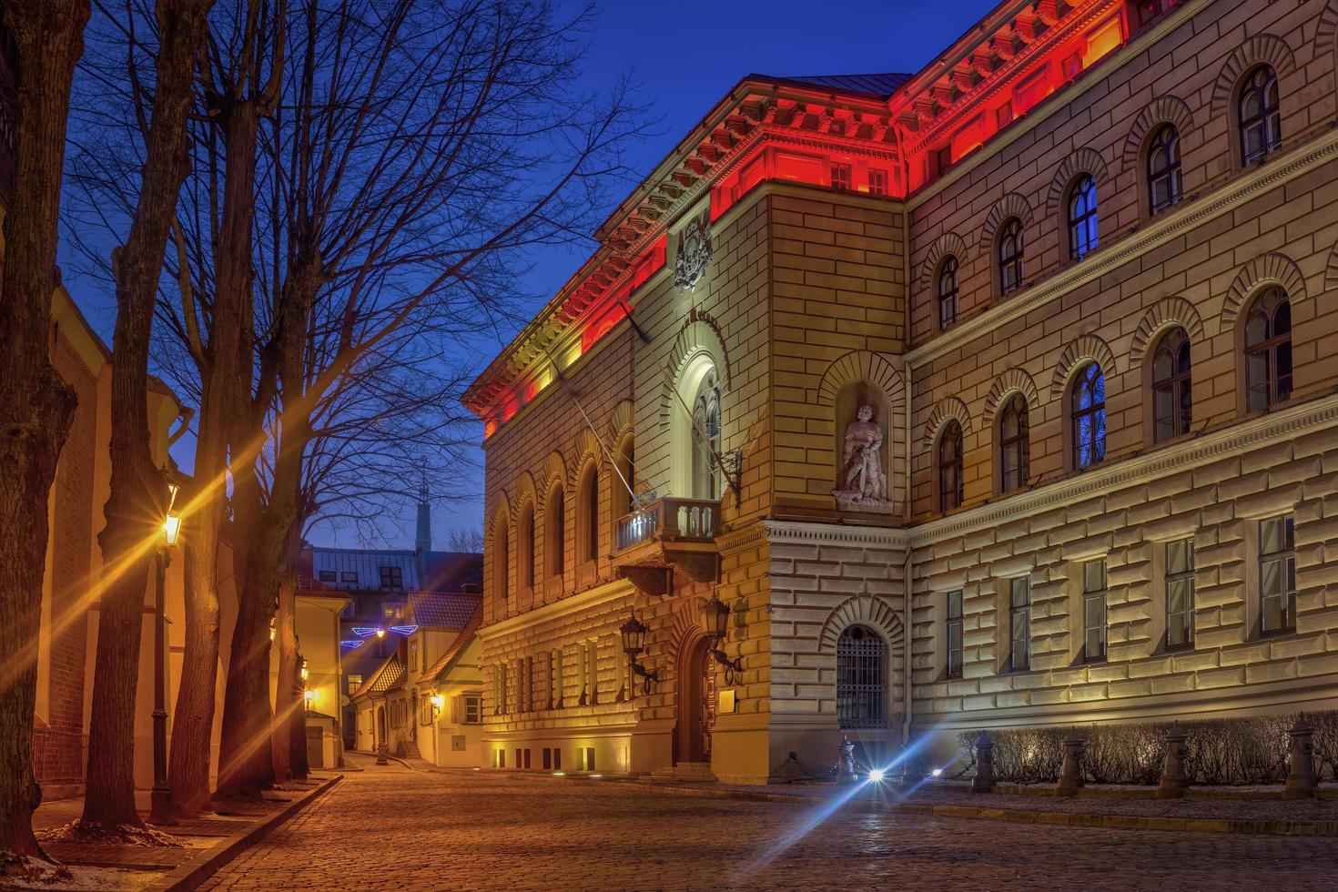 bouw van Letse saeima in het oude Riga foto