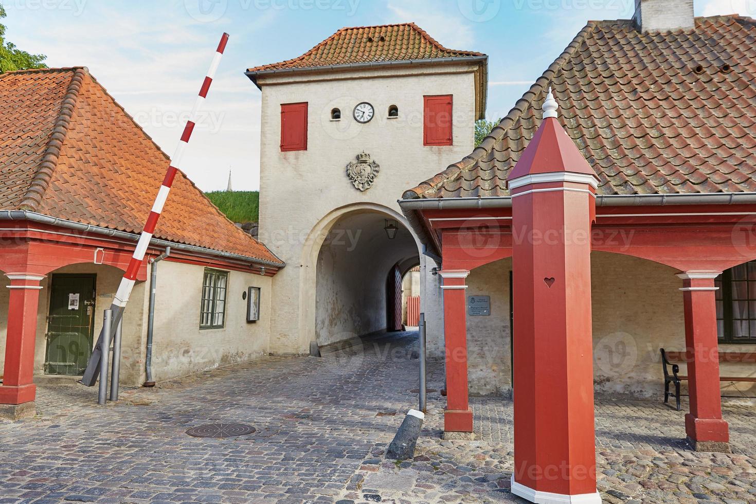 rode huizen in het historische fort Kastellet in Kopenhagen foto