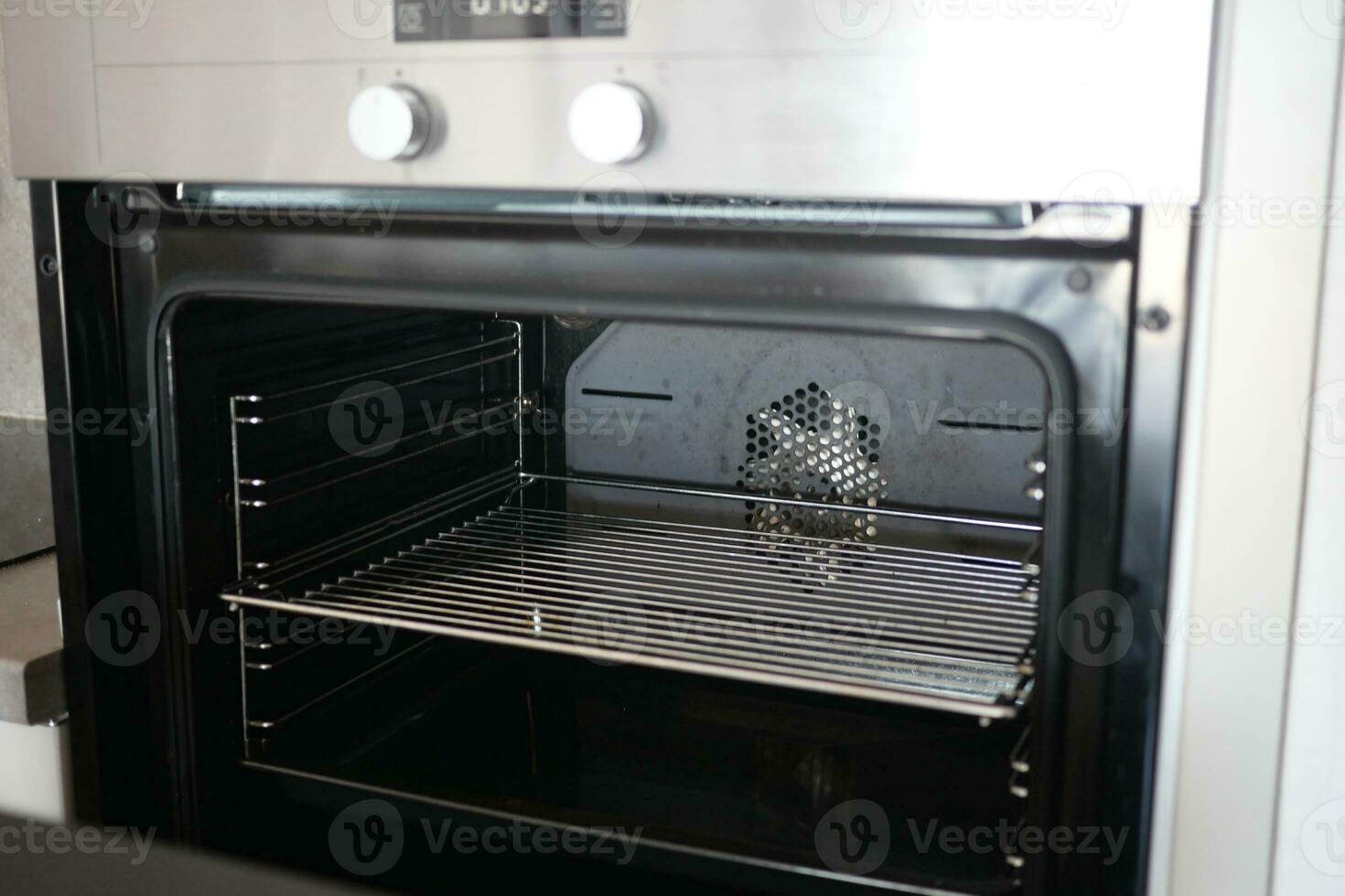 Open elektrisch oven Bij huis foto