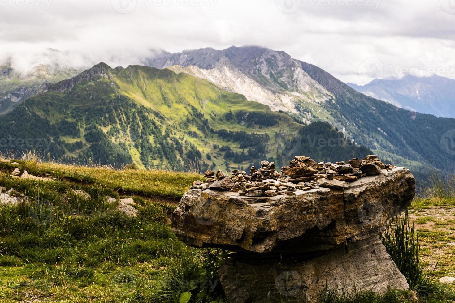 passo rombo langs de grens tussen oostenrijk en italië foto