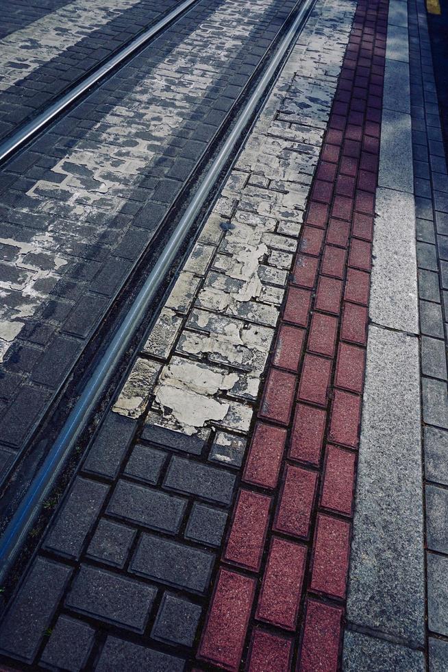 tramsporen in de stad foto