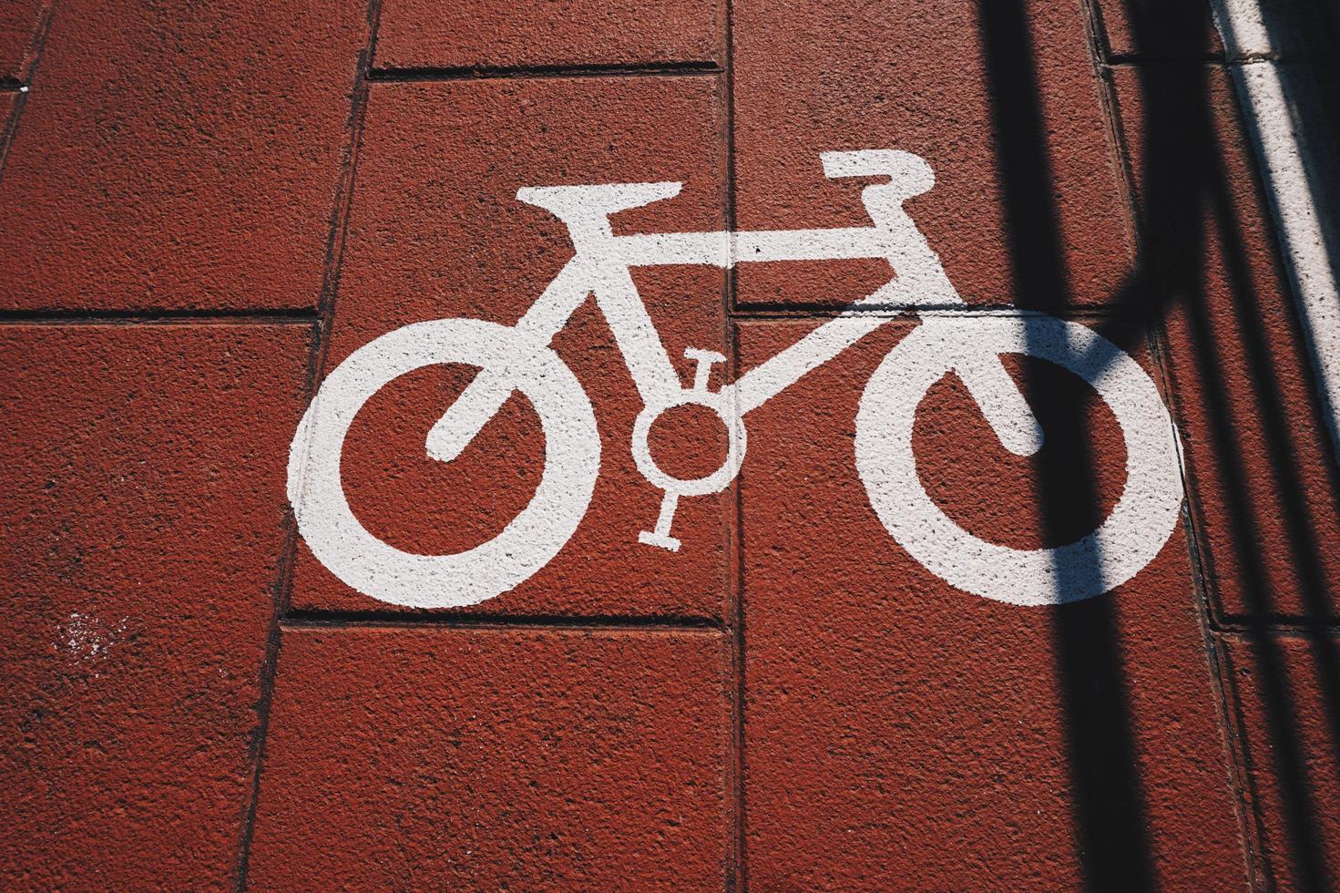 fiets verkeerslicht op straat in bilbao city spanje foto