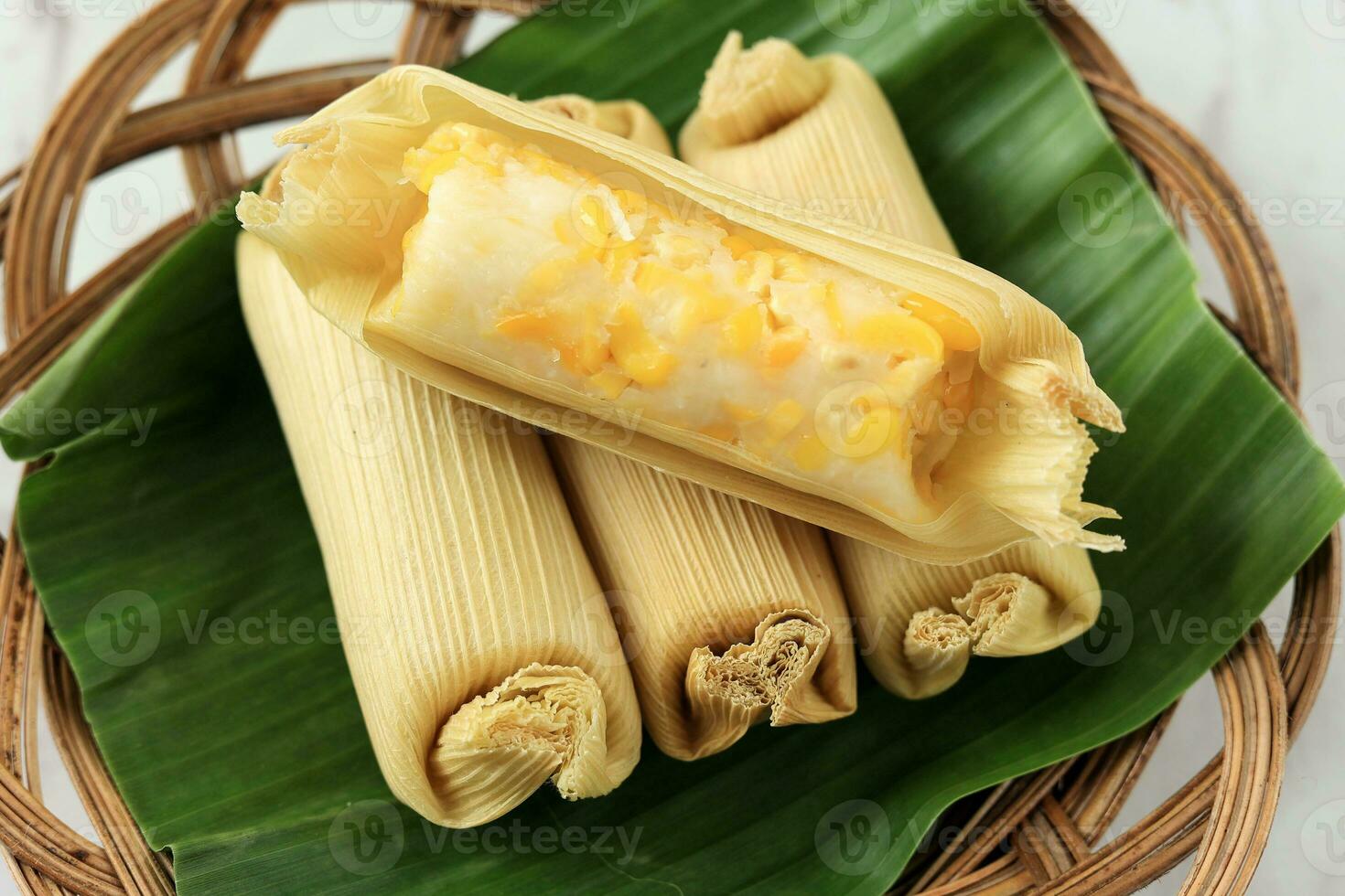 lepet jagung of zoet maïs Tamales foto