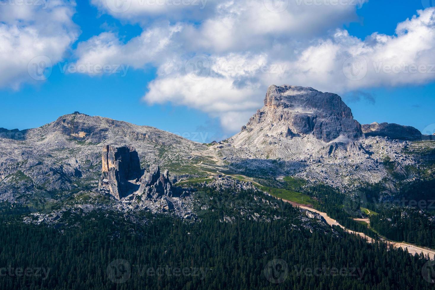 de cinque torri in cortina d 'ampezzo foto