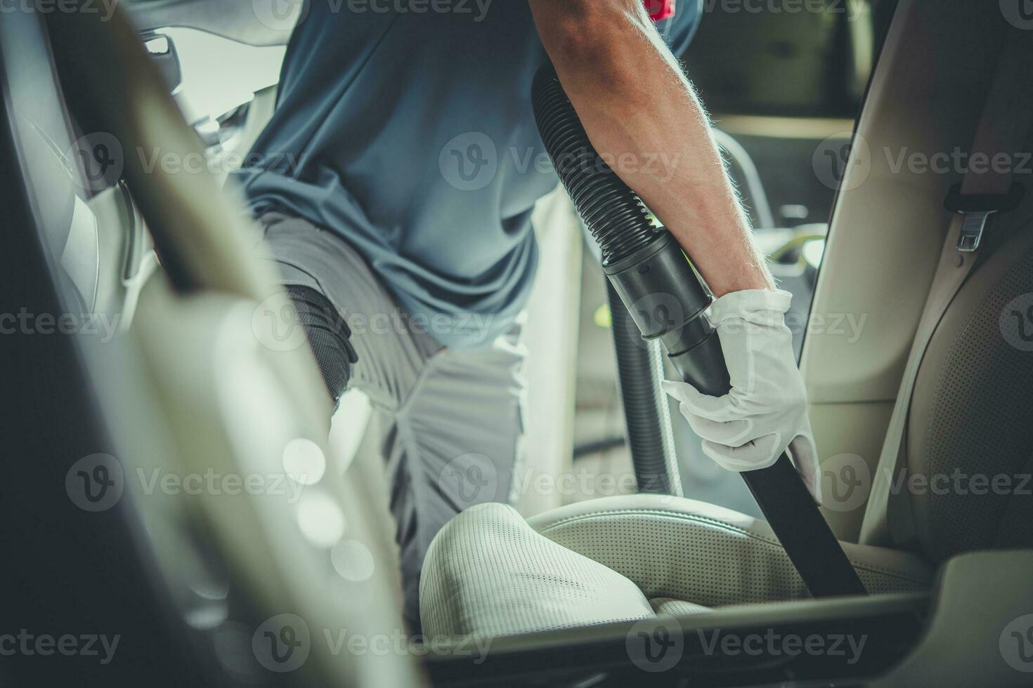 auto stoelen stofzuigen foto