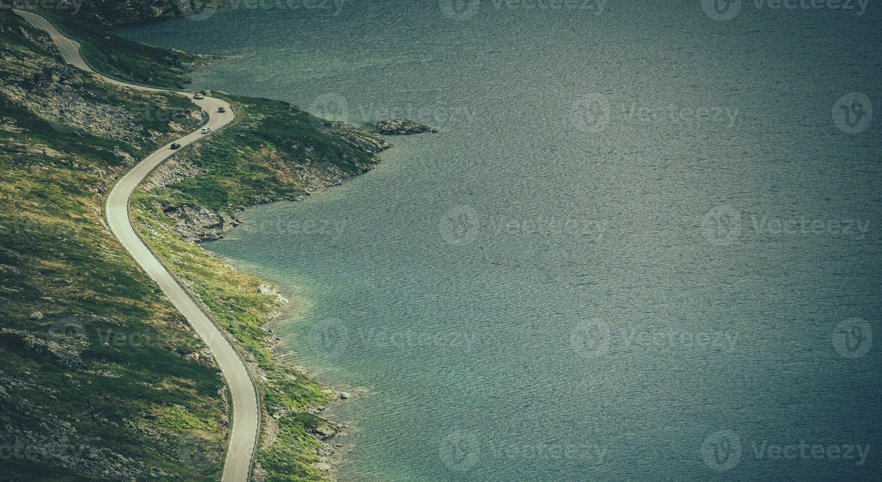 zee kust rijweg landschap foto