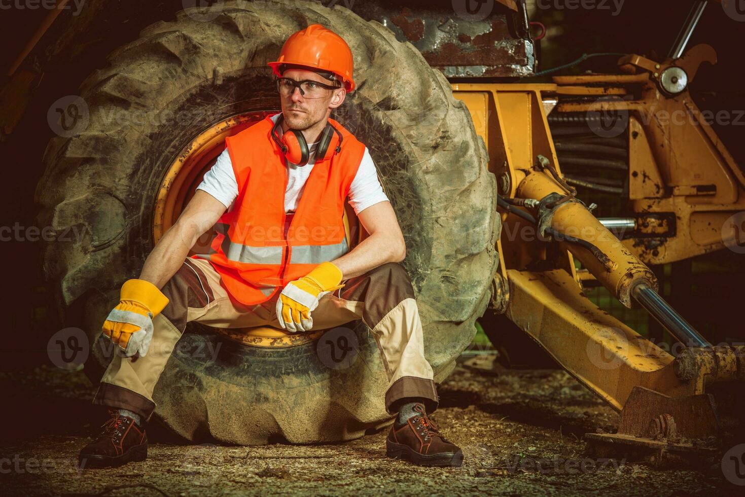 Kaukasisch bouw arbeider foto