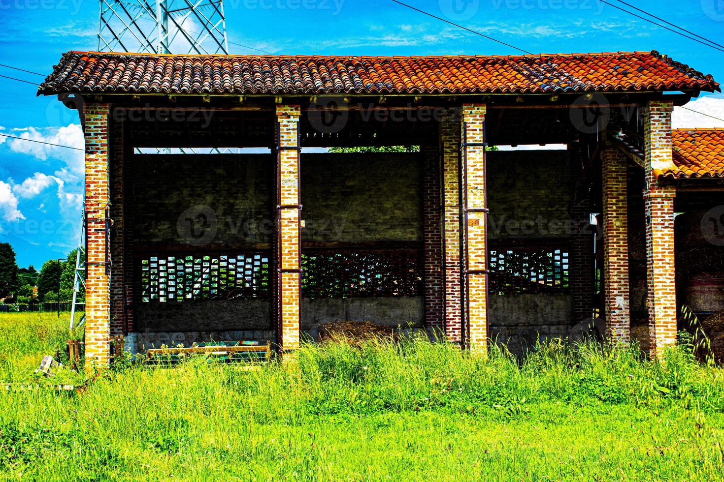 schuur en schuilplaats voor gereedschap op het platteland rond Vicenza foto