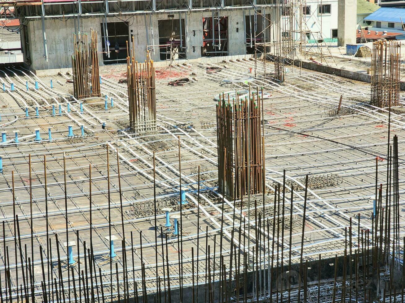 bouw industrie gebouw gieten beton pompen Aan de bouw plaats foto