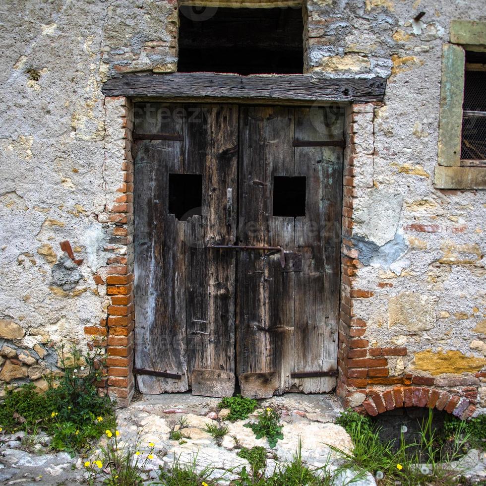 202144 Montemezzo dubbele houten deur foto