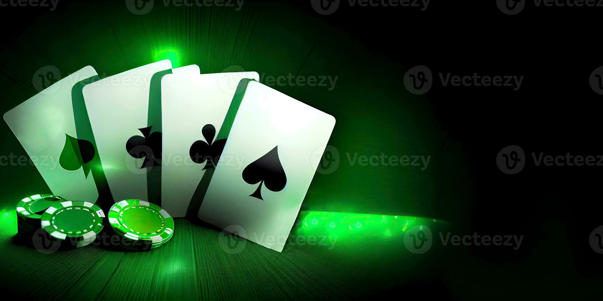 spelen kaarten en casino chips Aan groen achtergrond met kopiëren ruimte. het gokken concept. generatief ai technologie. foto