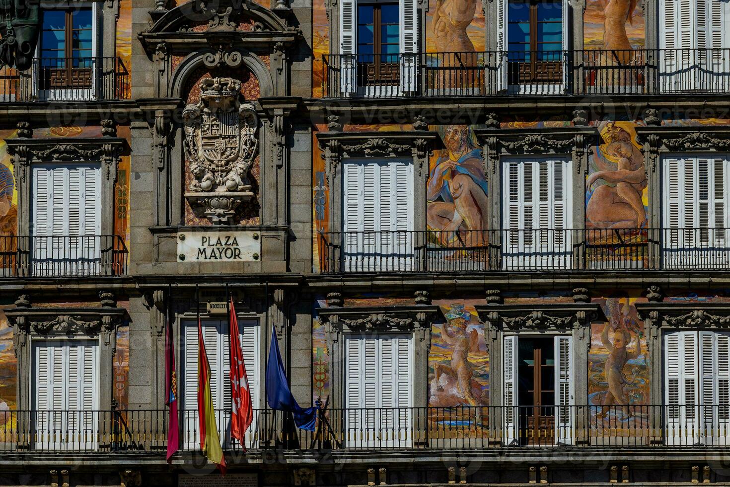 gebouwen Aan de hoofd plein in Madrid hoofdstad van Spanje foto