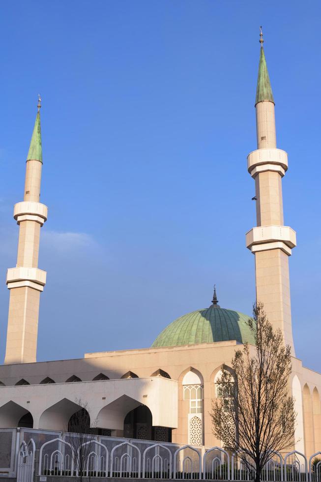 prachtige moskee moslim aanbiddingsplaats foto