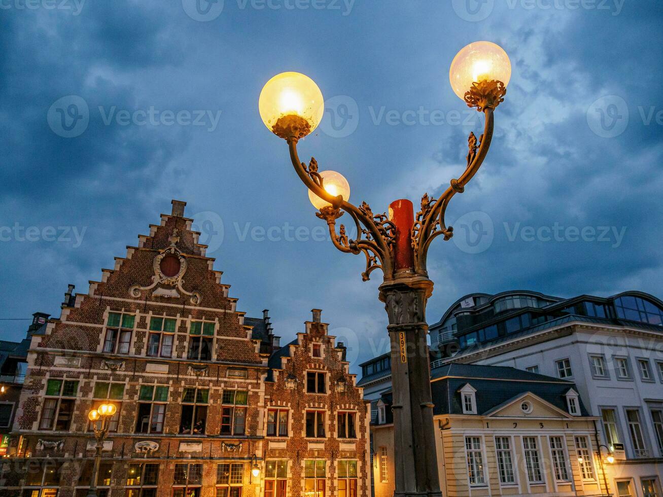 de stad van meneer in belgie foto