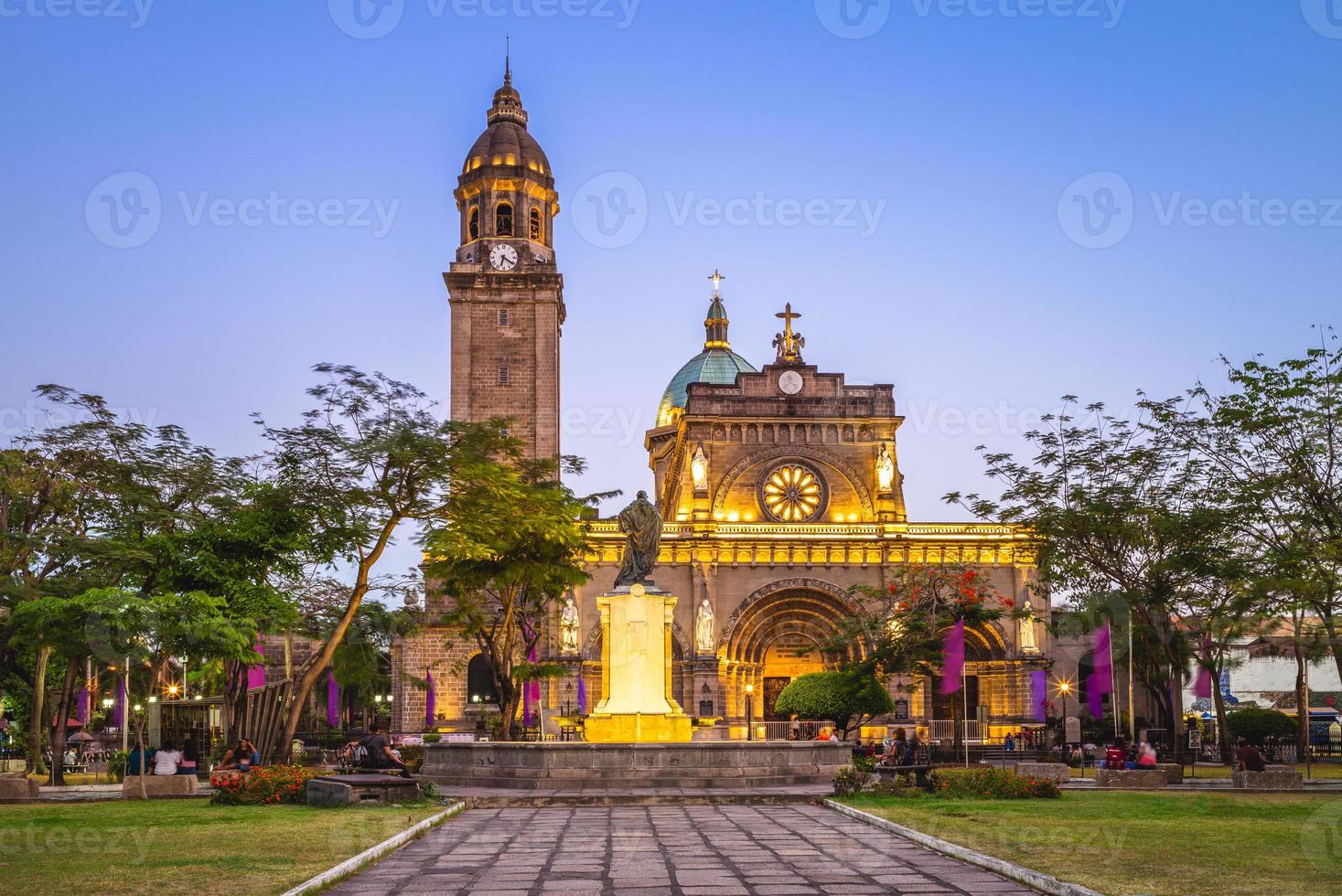 kathedraal van manilla in intramuros, manilla, filipijnen foto