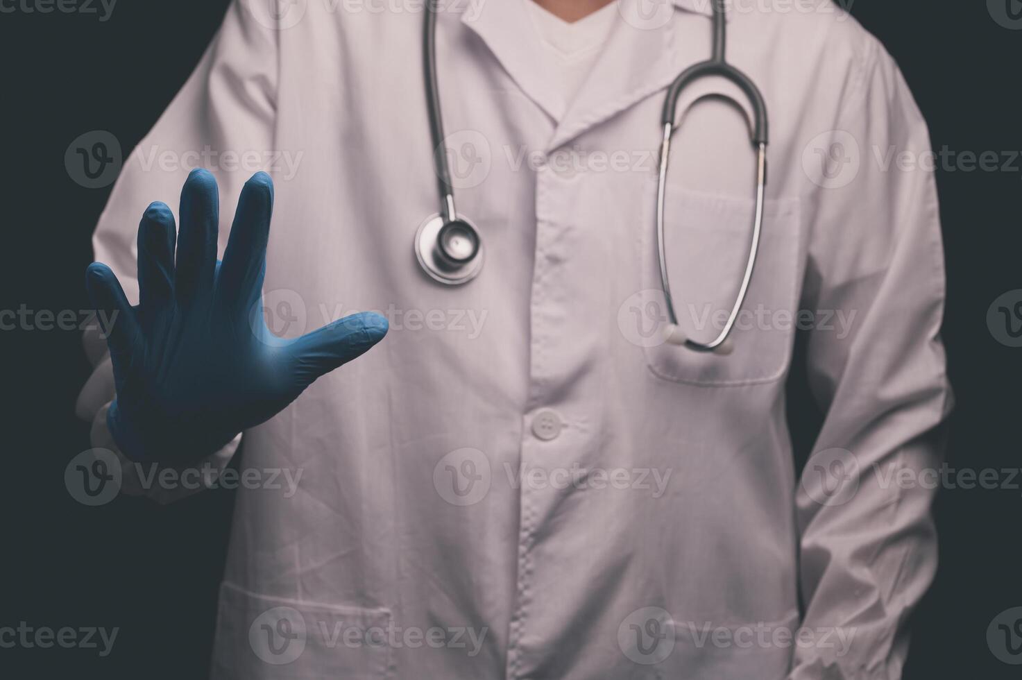 dokter handgebaren in activiteiten foto