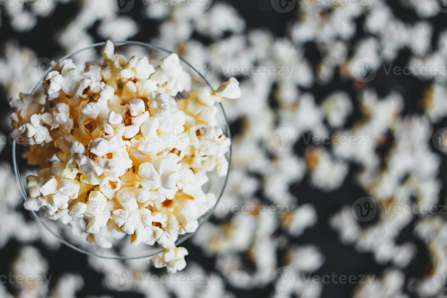 heerlijke gezouten popcorn foto