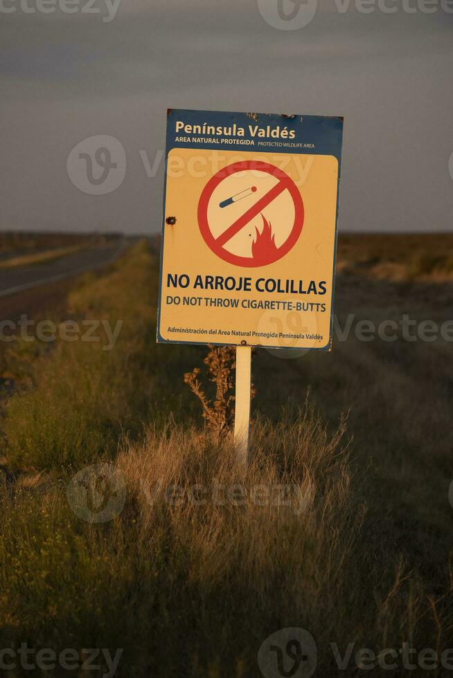 route teken in schiereiland valdes, chubut provincie, Patagonië, Argentinië. foto