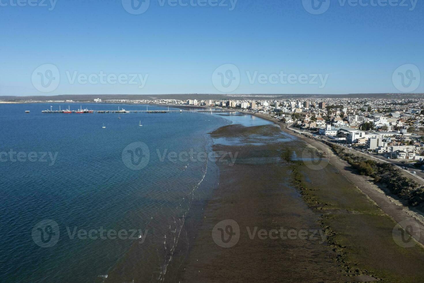 puerto madryn stad, Ingang portaal naar de schiereiland valdes natuurlijk reserveren, wereld erfgoed plaats, Patagonië, Argentinië. foto