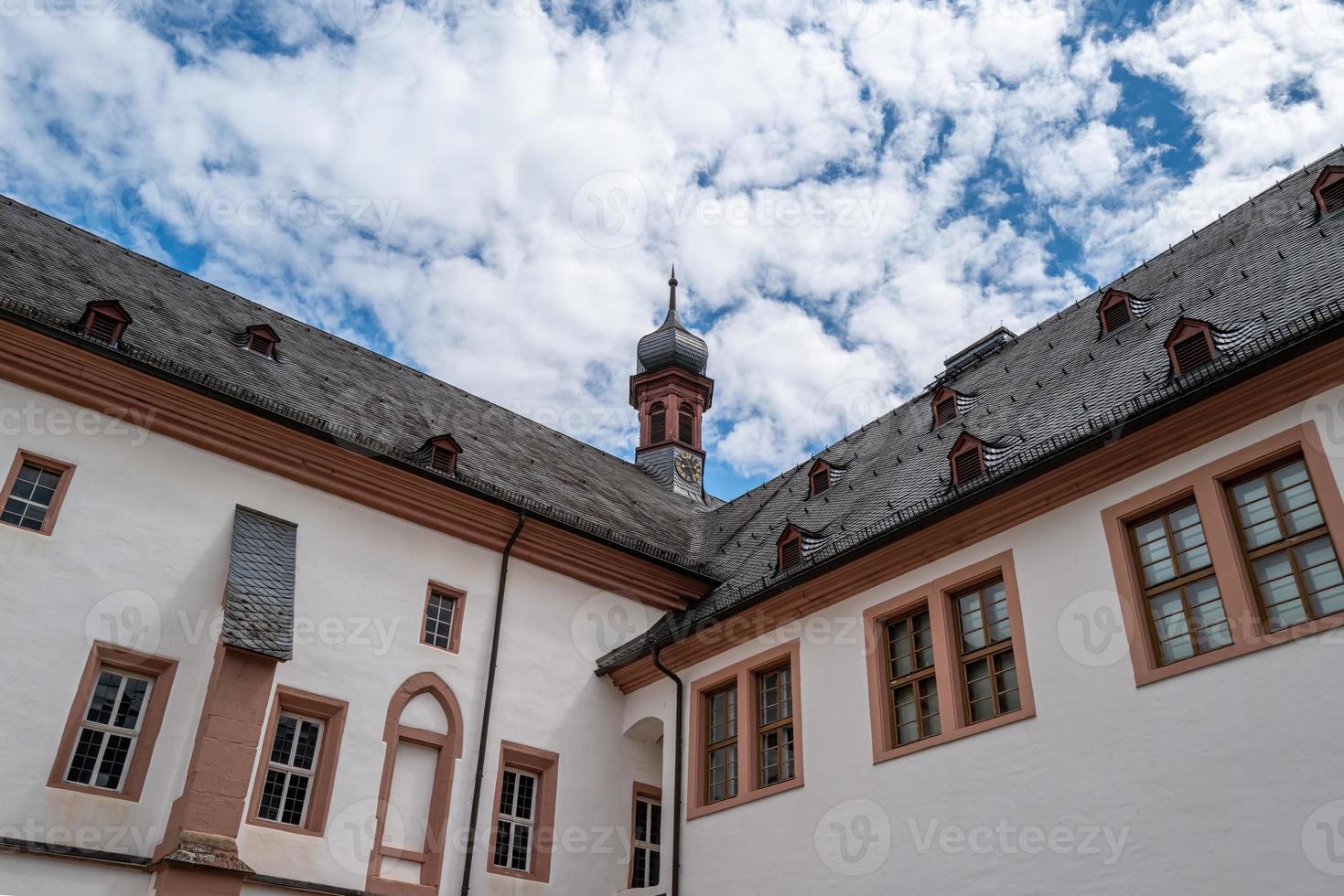 kloster eberbach in eltville in duitsland foto