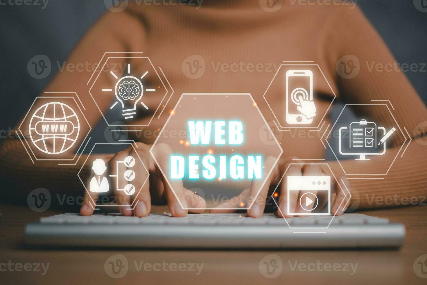 web ontwerp concept, persoon typen Aan toetsenbord met web ontwerp icoon Aan virtueel scherm. foto