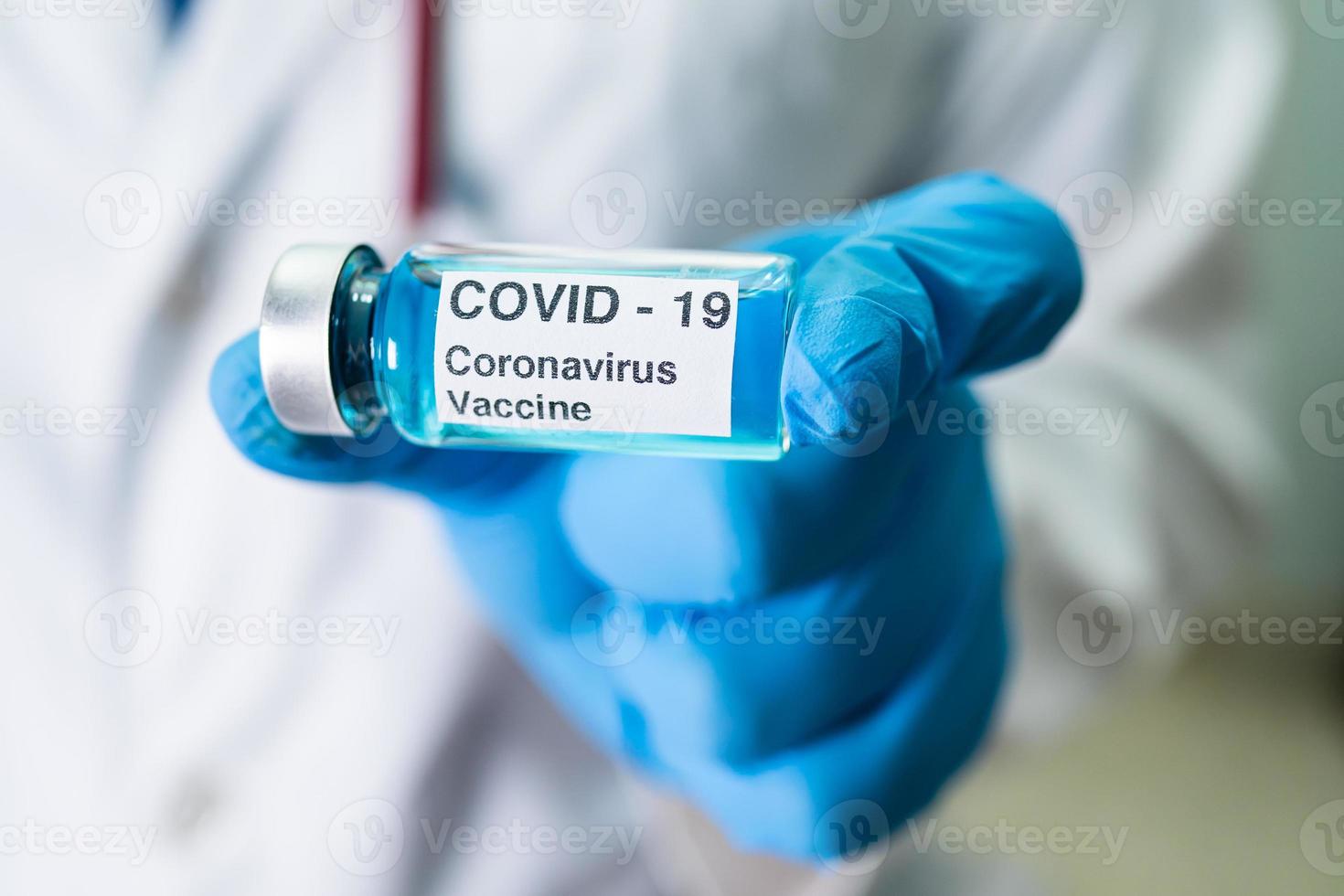 covid-19 coronavirusvaccinontwikkeling medisch voor gebruik door artsen om zieke patiënten in het ziekenhuis te behandelen. foto