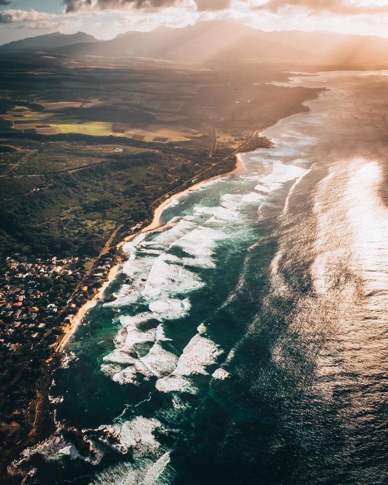 helikopter luchtfoto van noordkust, oahu, hawaii foto