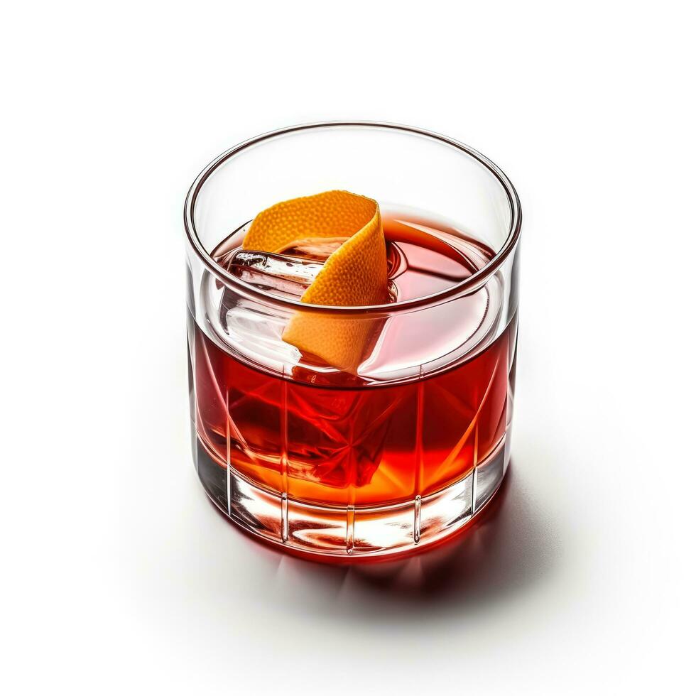 ideaal sazerac cocktail geïsoleerd Aan wit achtergrond foto