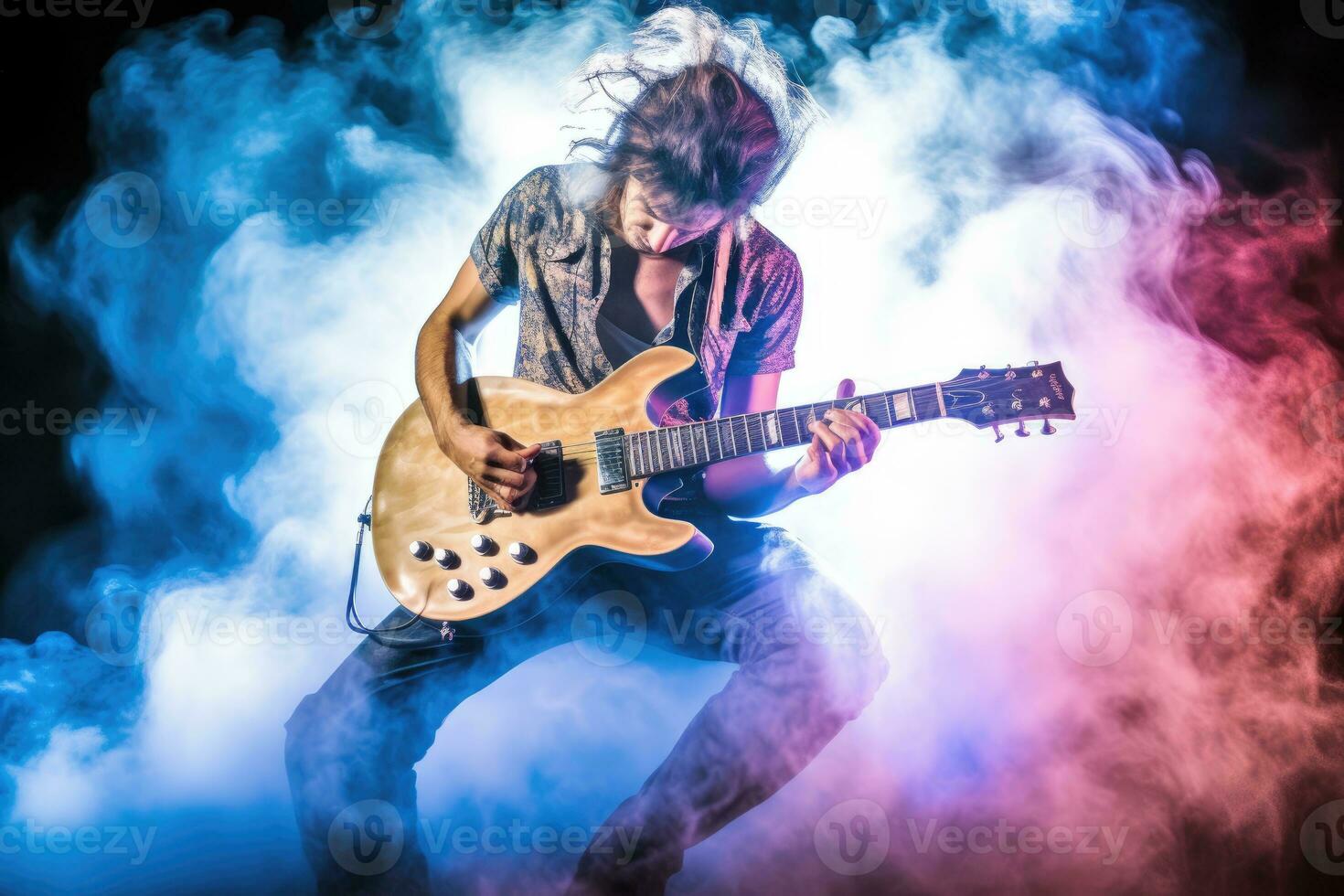 gitarist versnipperen een elektriserend solo, omringd door een wolk van rook en levendig stadium lichten. generatief ai foto