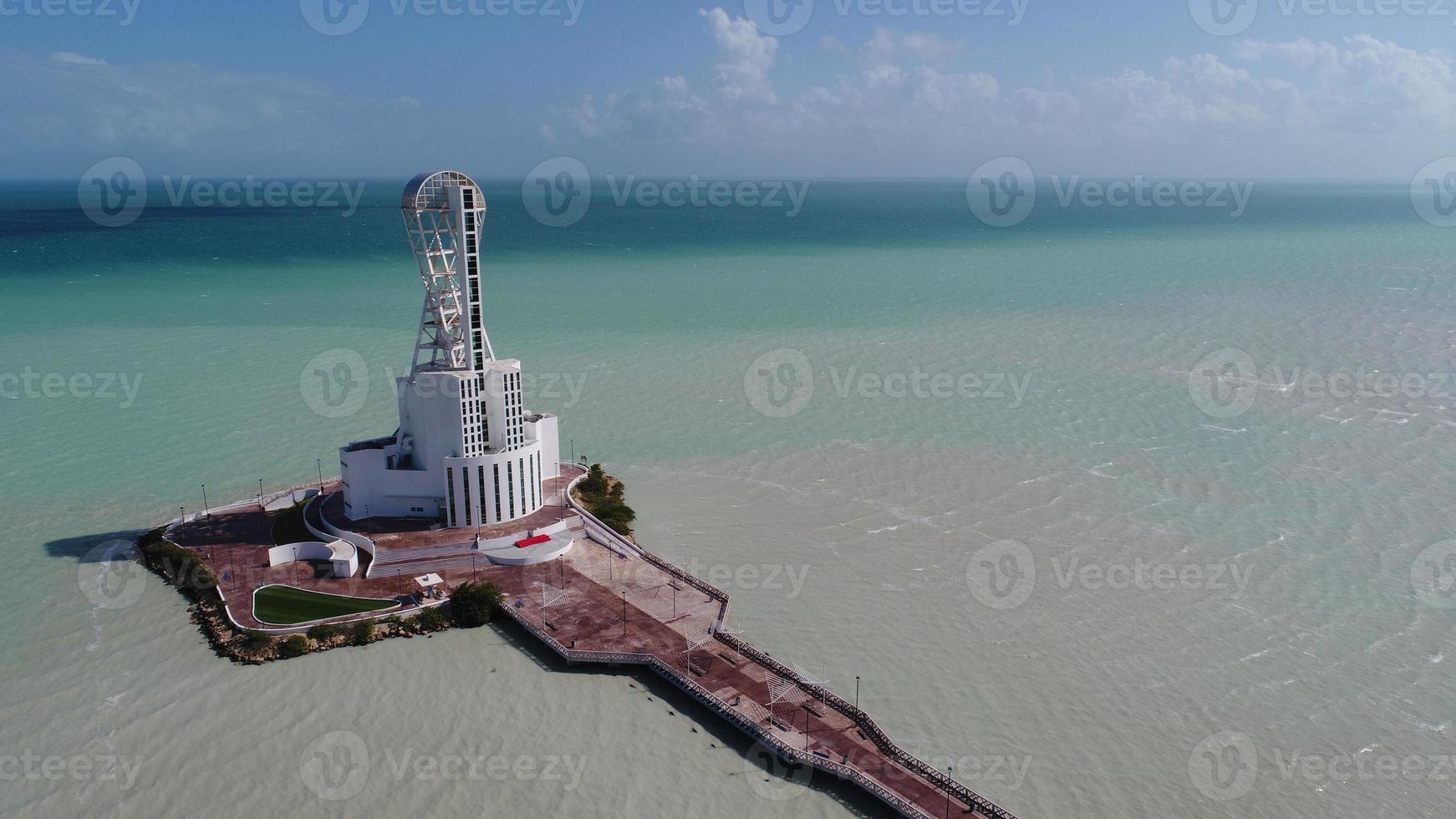 mega escultura en chetumal foto