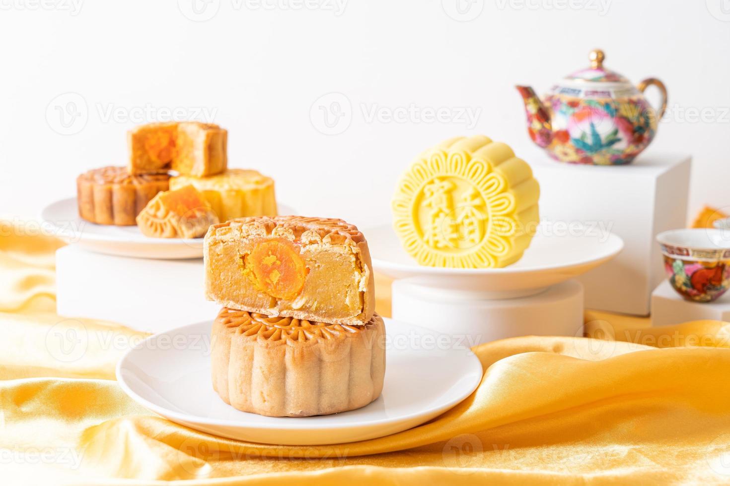 chinese moon cake durian en eigeel smaak foto