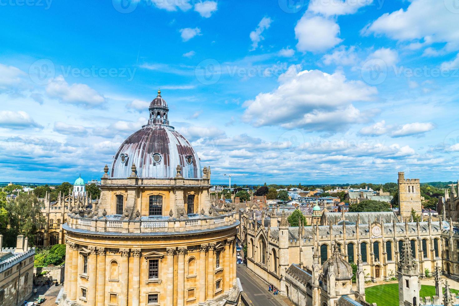 Radcliffe Camera en All Souls College aan de Universiteit van Oxford. Oxford, Verenigd Koninkrijk foto