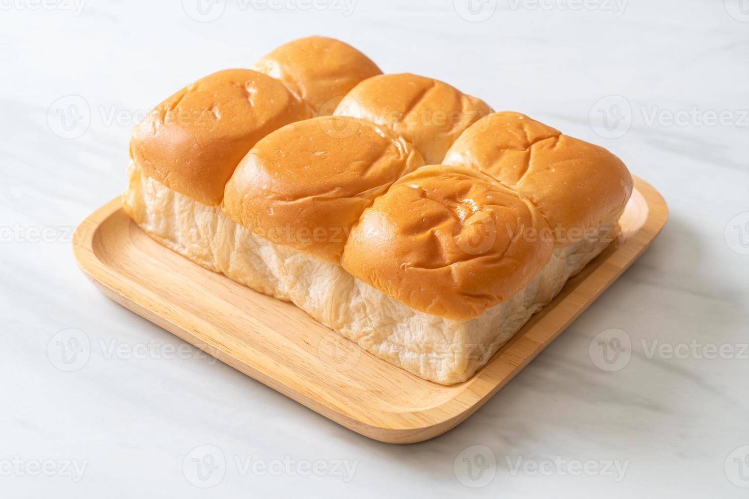 brood met thaise pandan vla foto