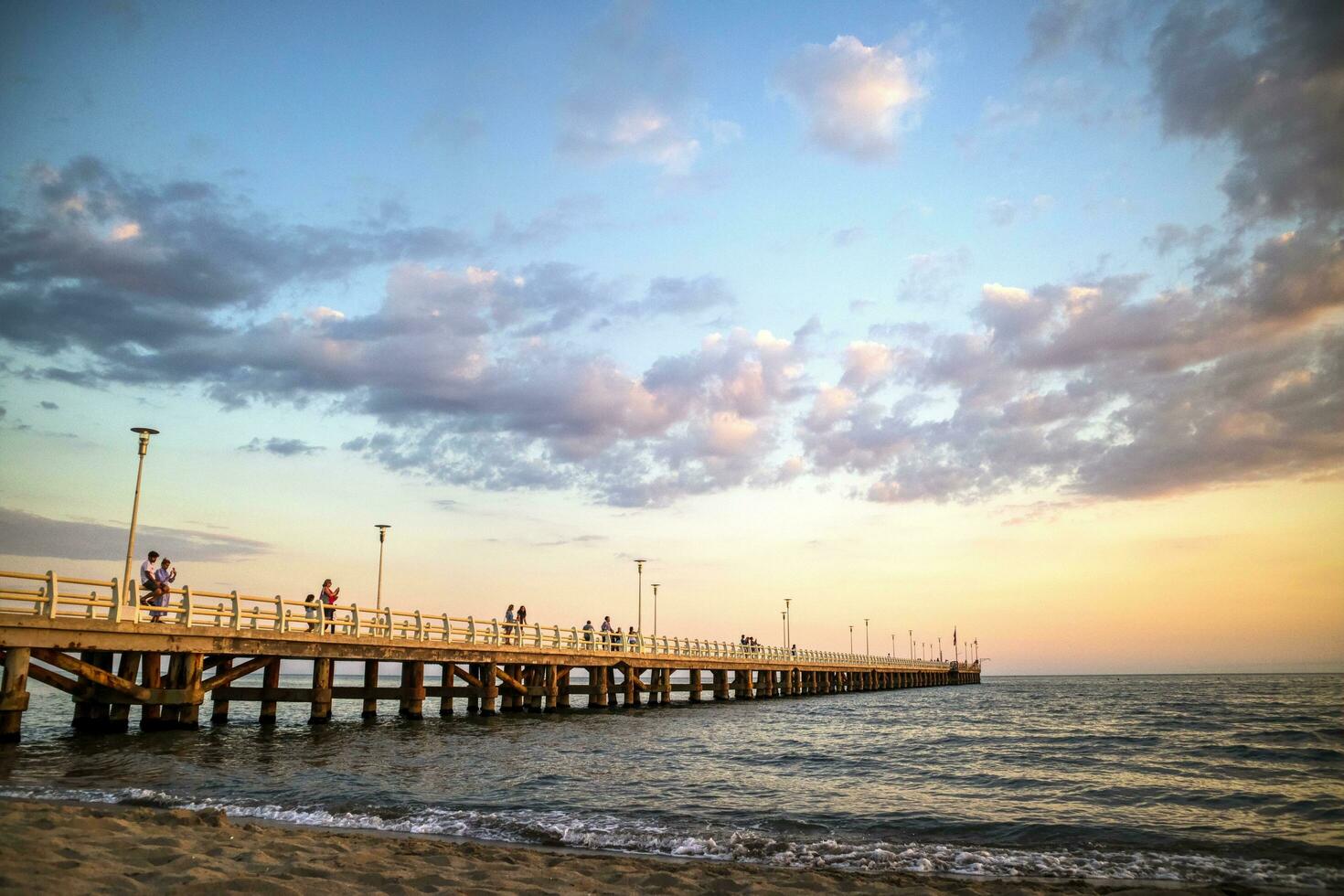 pier van forte dei marmi foto