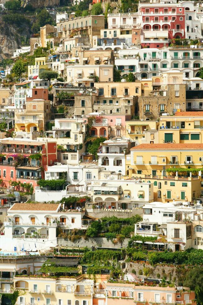 panoramisch visie van de dorp van positano Napels Italië foto