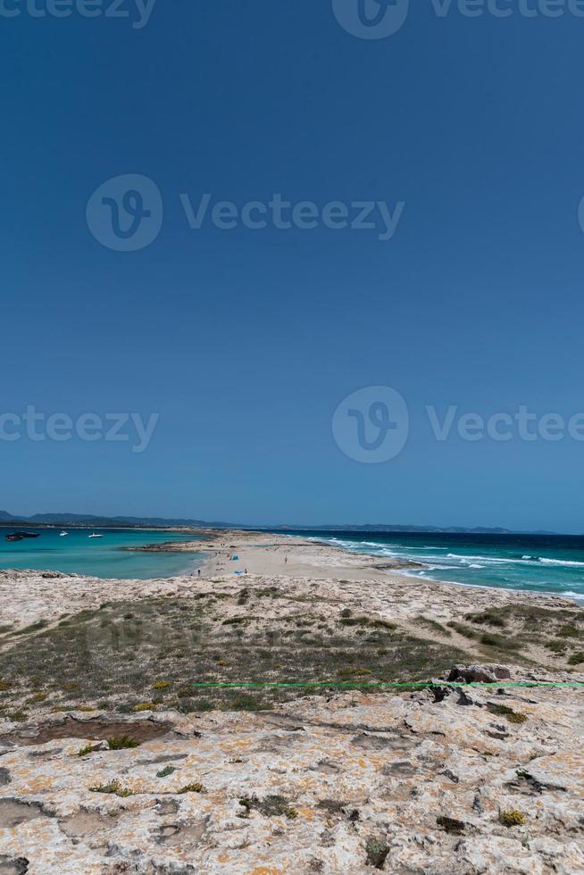 ses illetes strand in formentera, balearen in spanje. foto