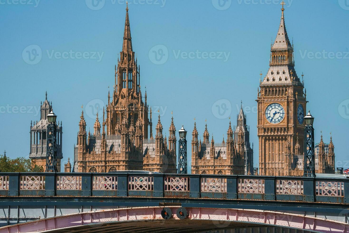 groot ben en Westminster brug in Londen foto