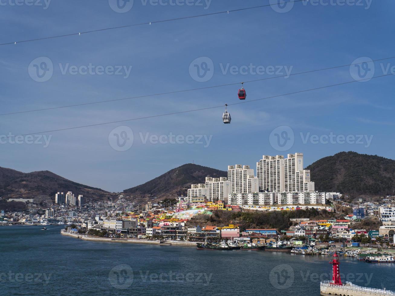 kabelbaan onder de baai van Yeosu City. Zuid-Korea foto