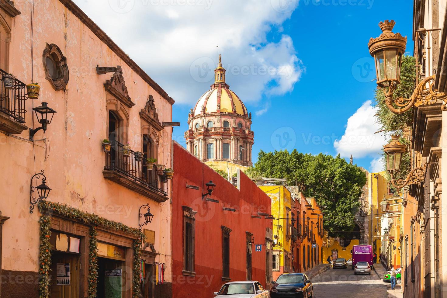 koepel van de kerk van de nonnen in san miguel de allende in mexico foto