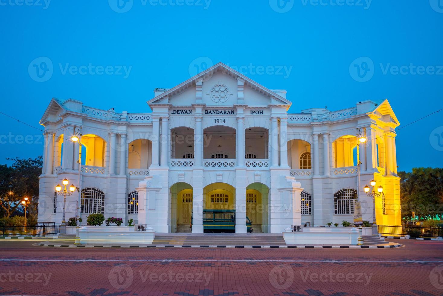 ipoh stadhuis in ipoh, maleisië foto