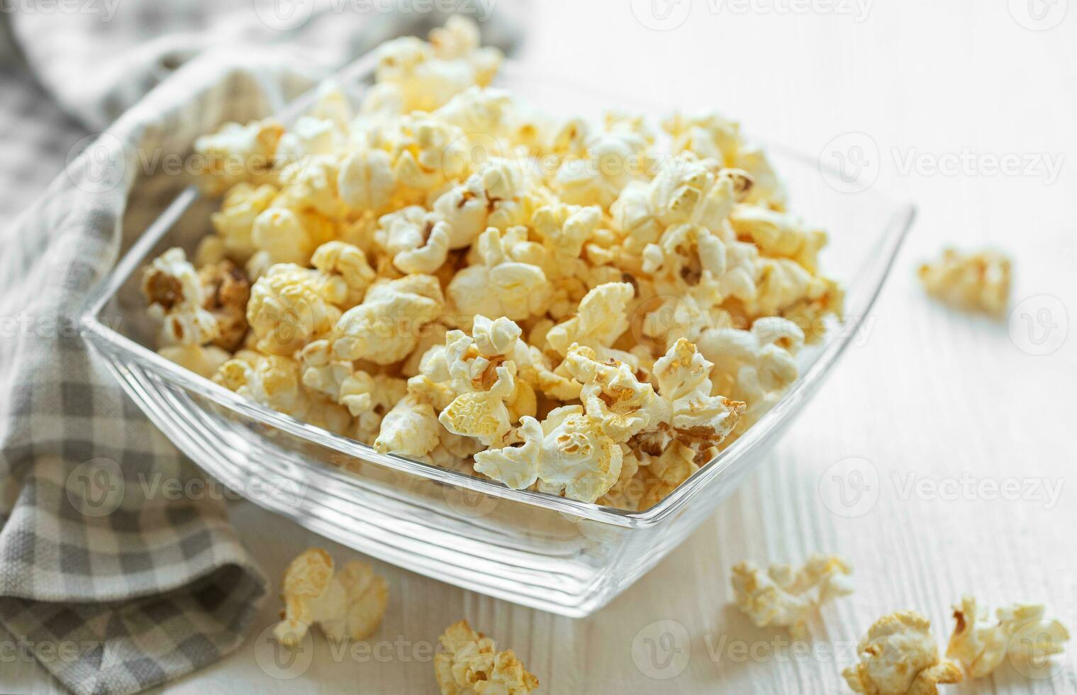 smakelijk gezouten eigengemaakt popcorn foto