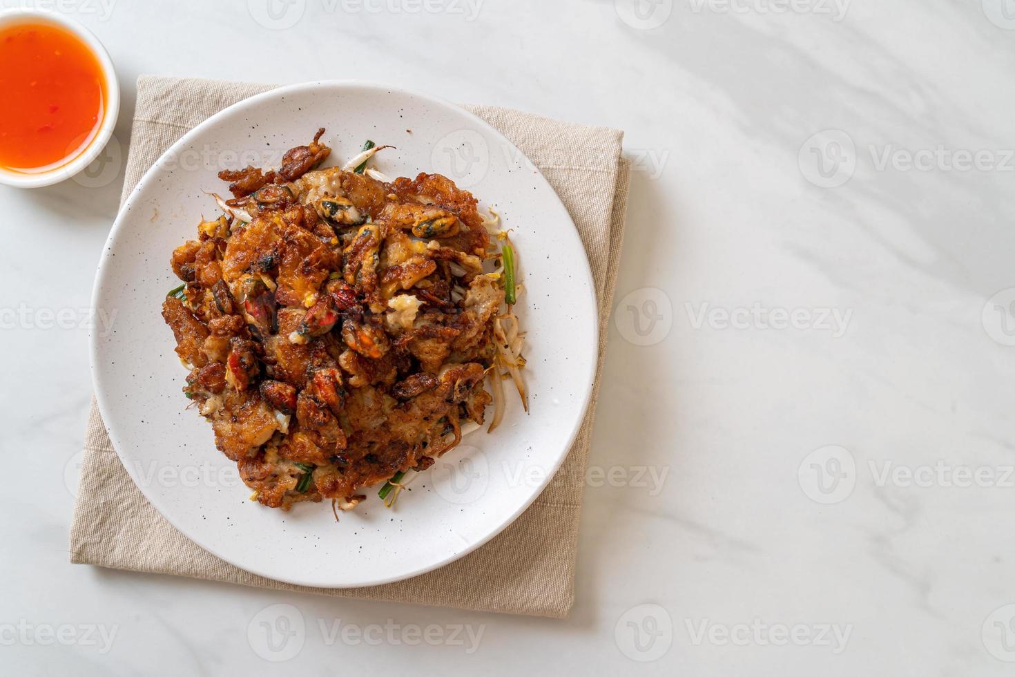 krokant gebakken mosselpannenkoek foto