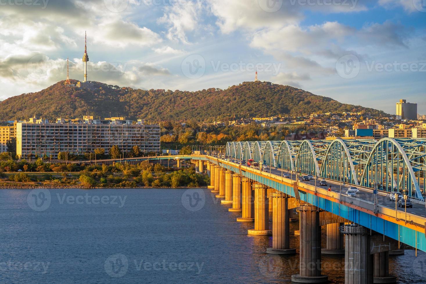 dongjak-brug in seoul in zuid-korea foto