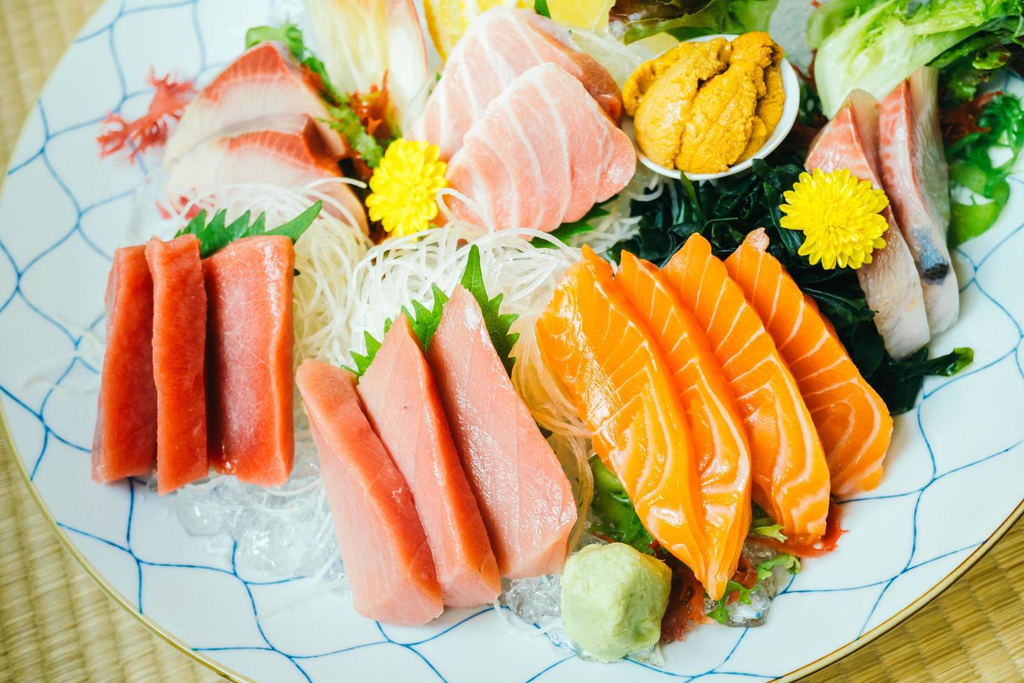rauw en vers sashimi visvlees foto