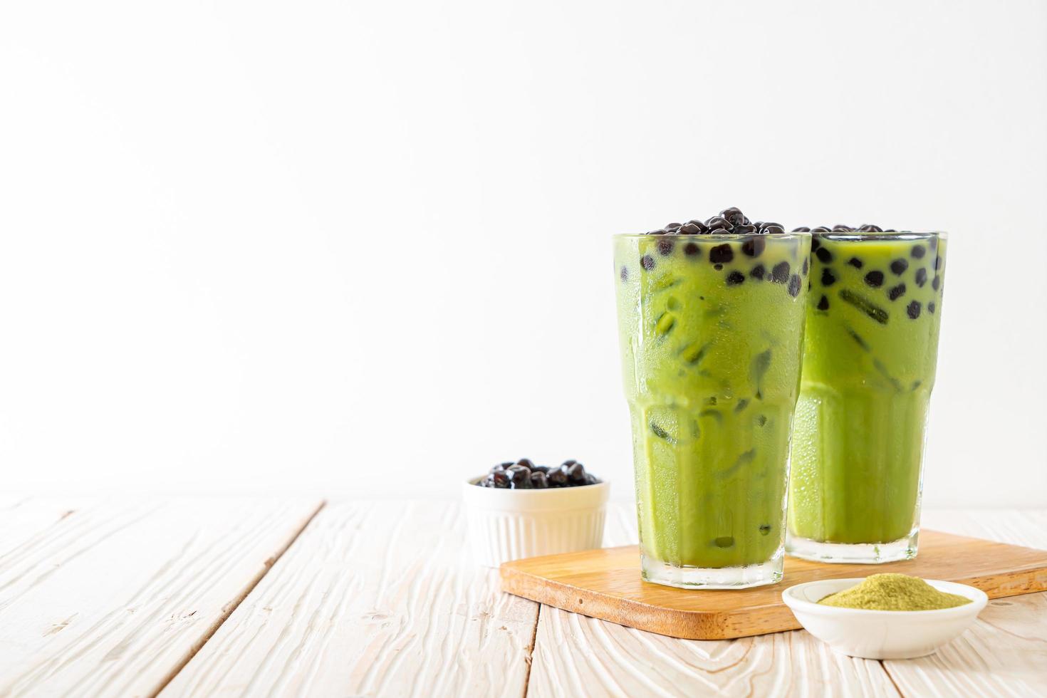 matcha groene thee latte met bubbel foto